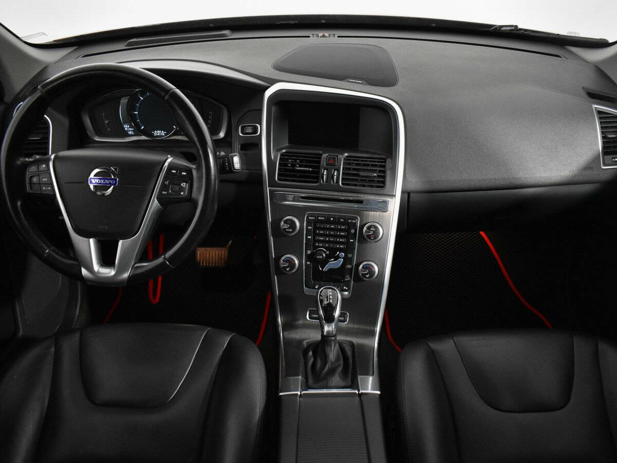 Volvo XC60 с пробегом — 2015 год. Фото: #12