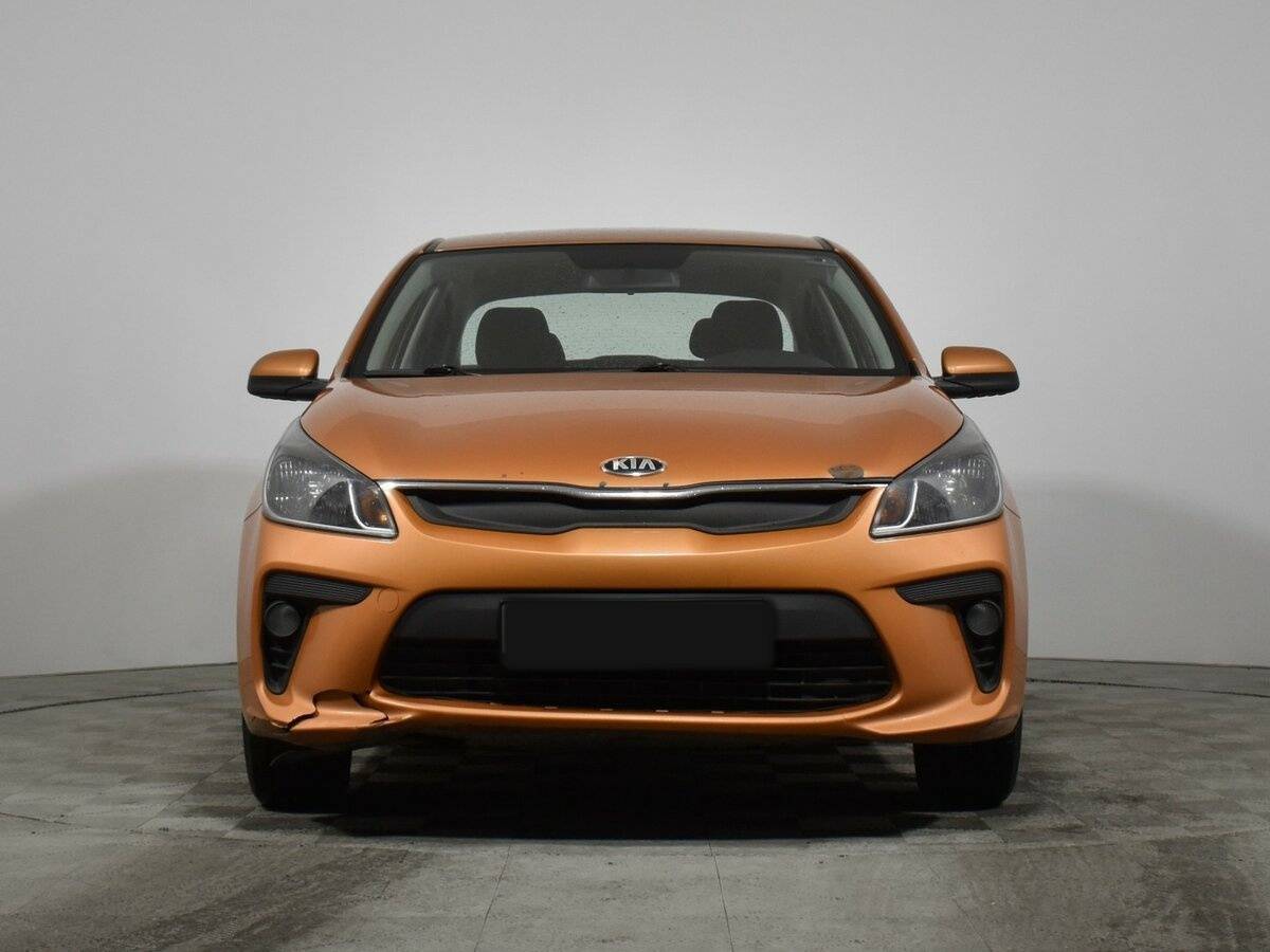 Kia Rio с пробегом — 2017 год. Фото: #1