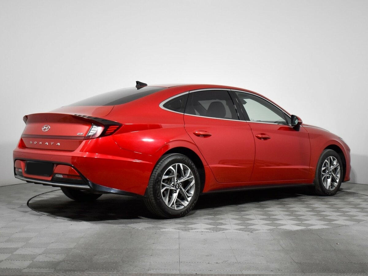 Hyundai Sonata с пробегом — 2020 год. Фото: #3