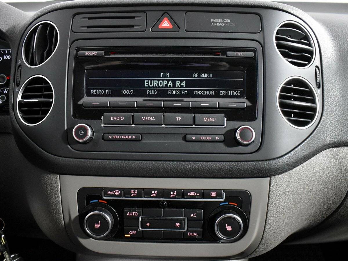 Volkswagen Golf Plus с пробегом — 2012 год. Фото: #12