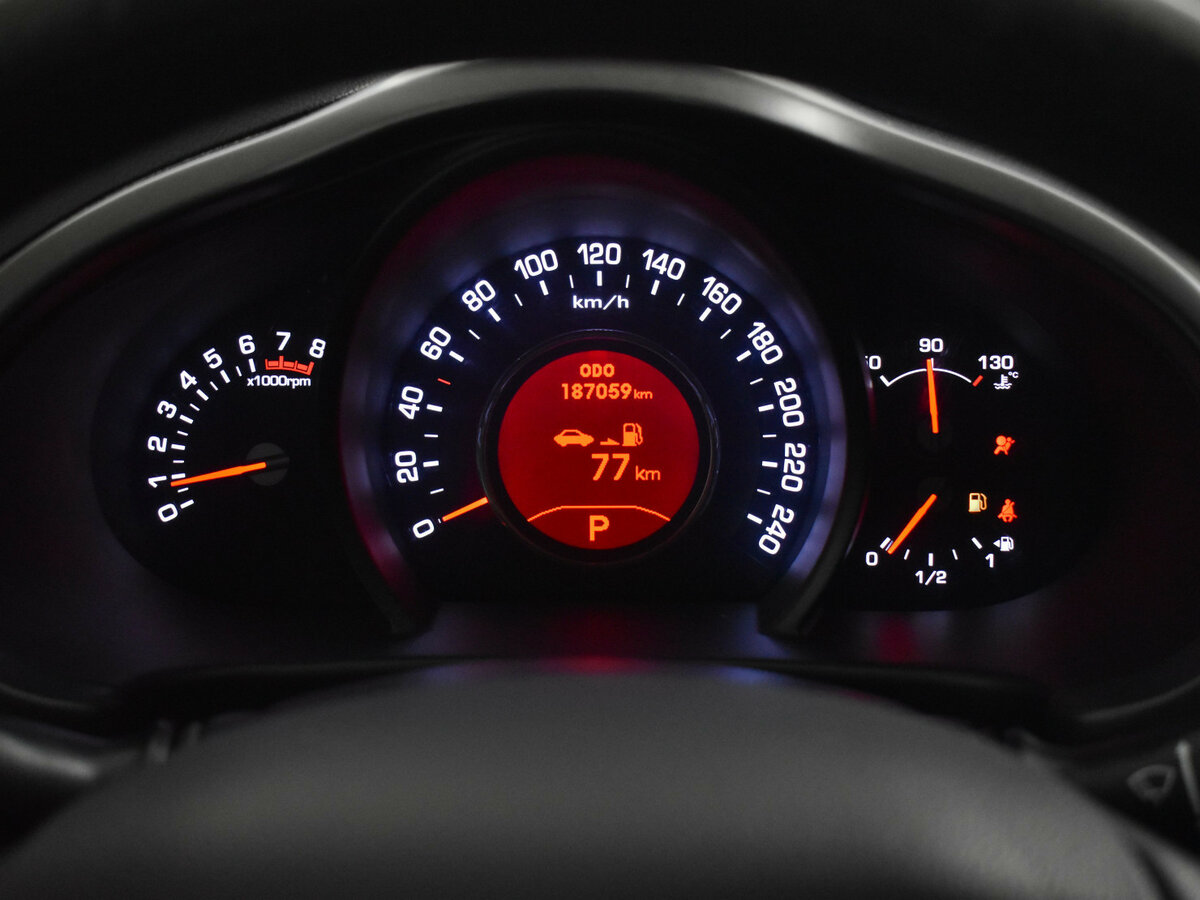 Kia Sportage с пробегом — 2014 год. Фото: #19