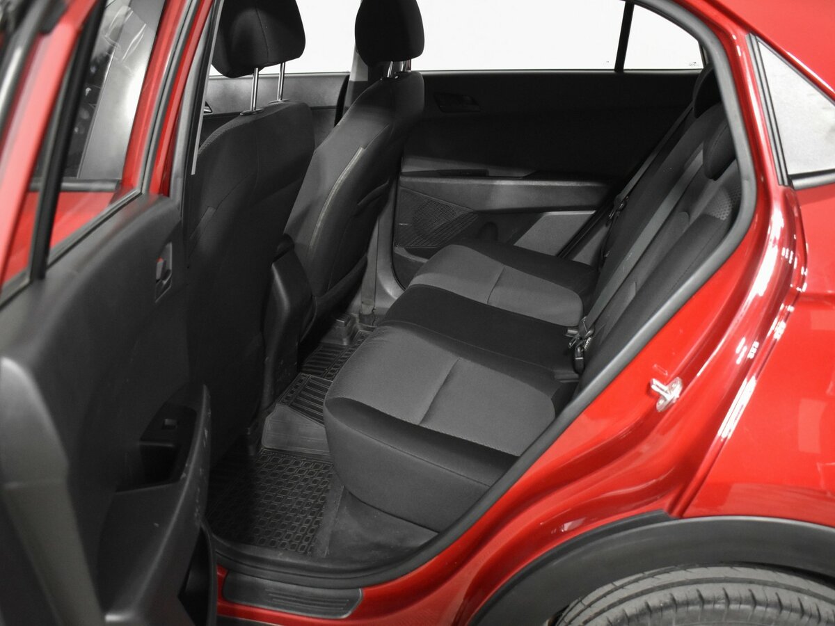 Hyundai Creta с пробегом — 2018 год. Фото: #9