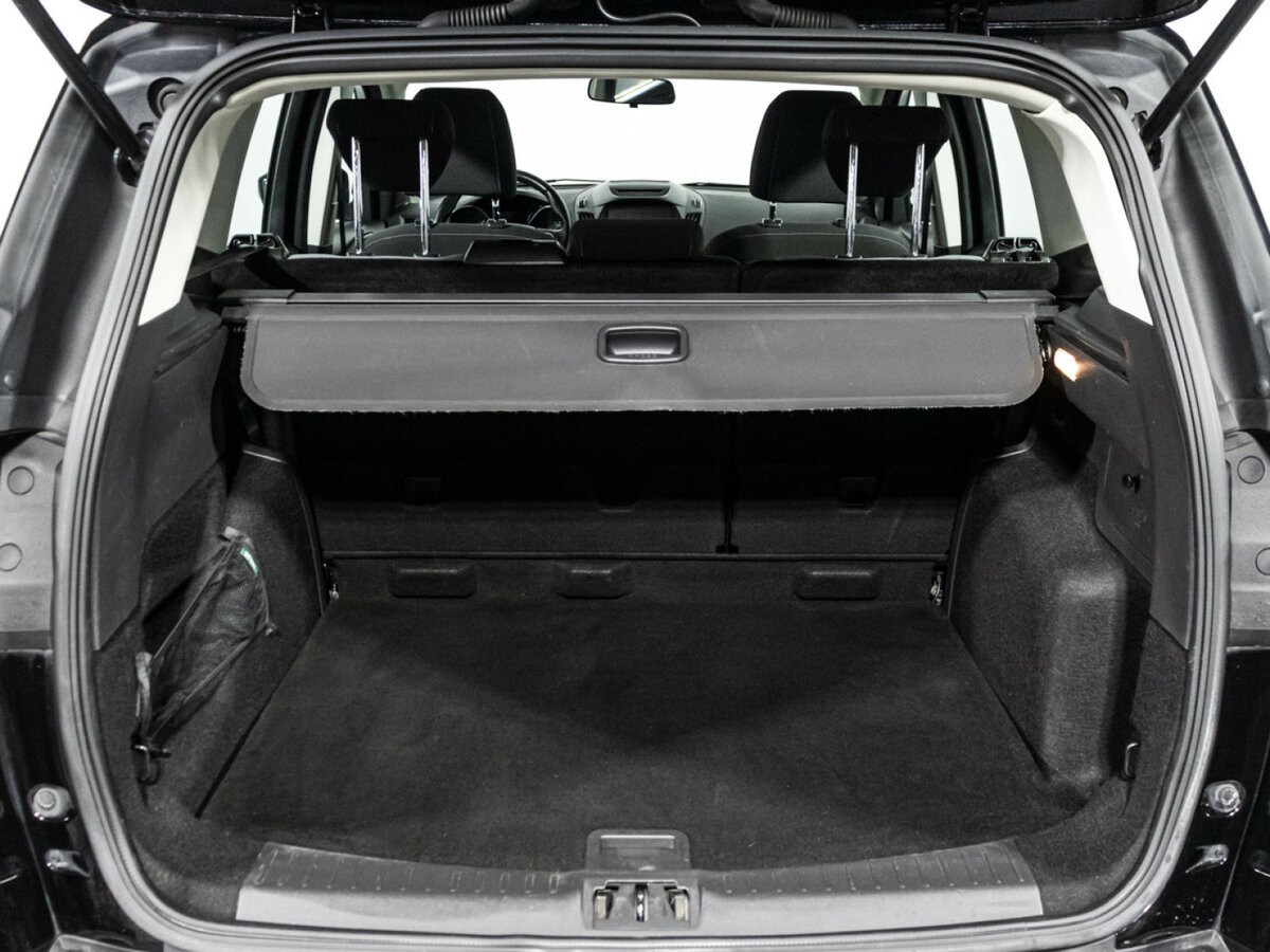 Ford Kuga с пробегом — 2017 год. Фото: #13