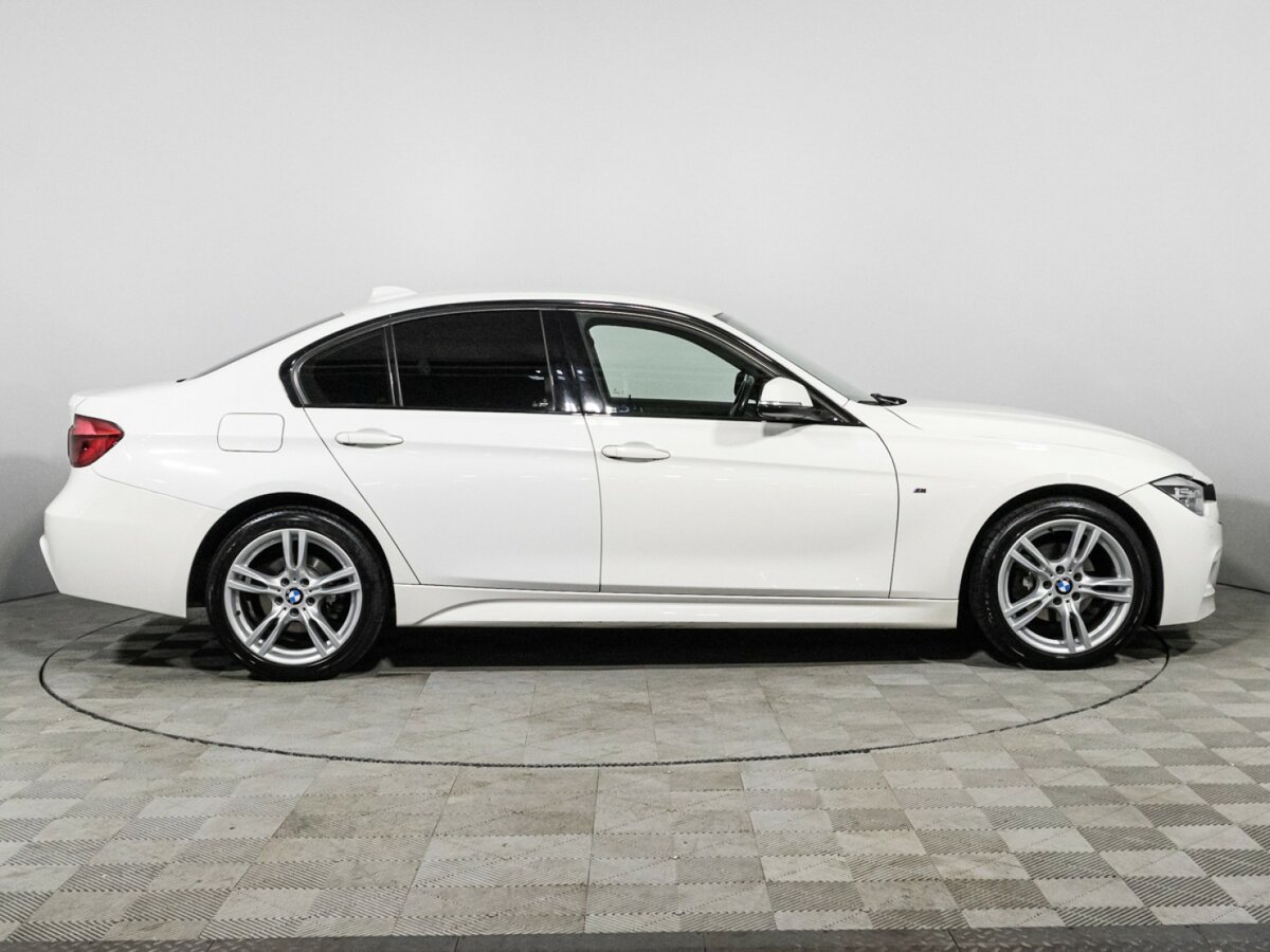 BMW 3 серии с пробегом — 2016 год. Фото: #3