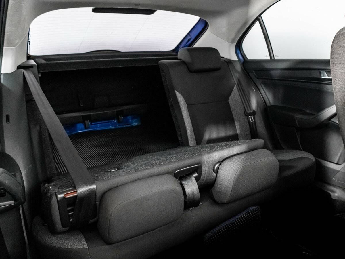 Skoda Rapid с пробегом — 2020 год. Фото: #14