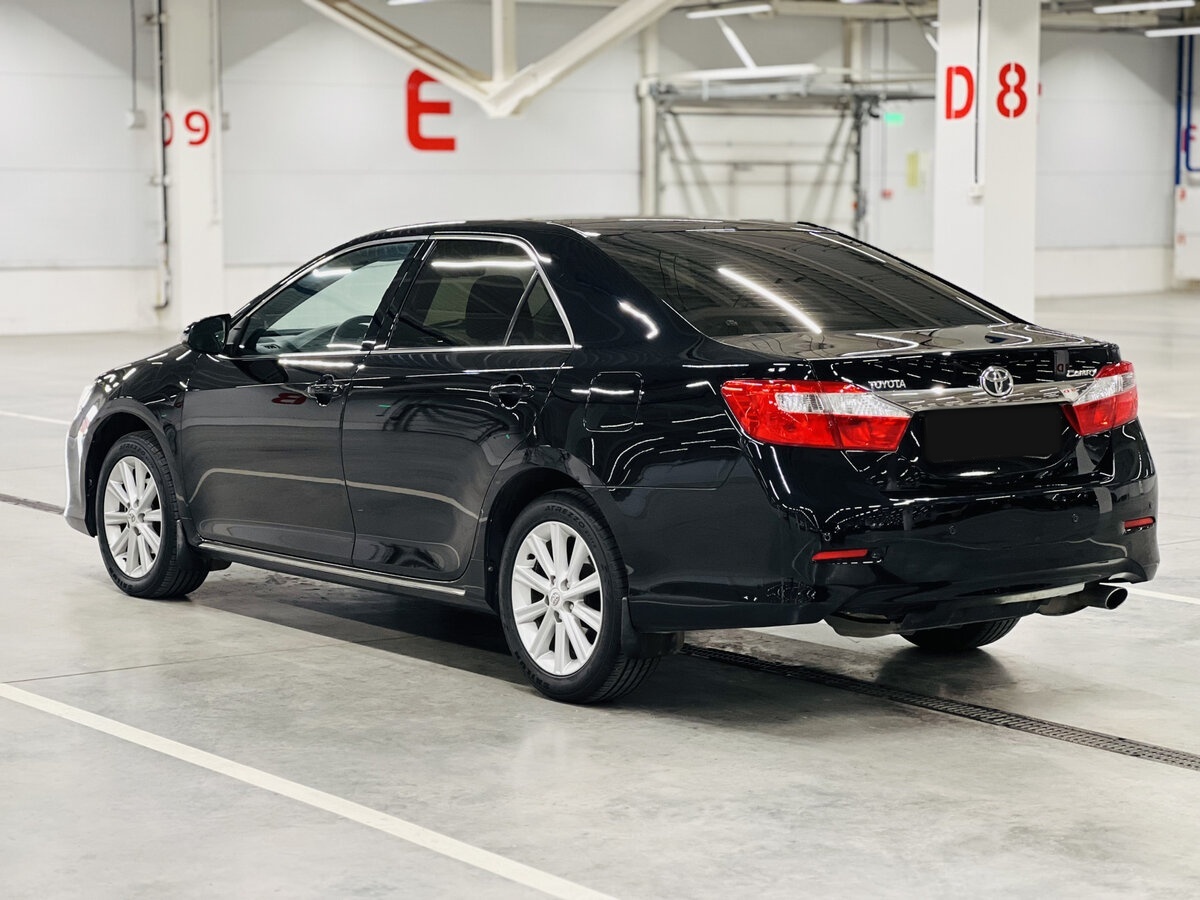 Toyota Camry с пробегом — 2013 год. Фото: #6