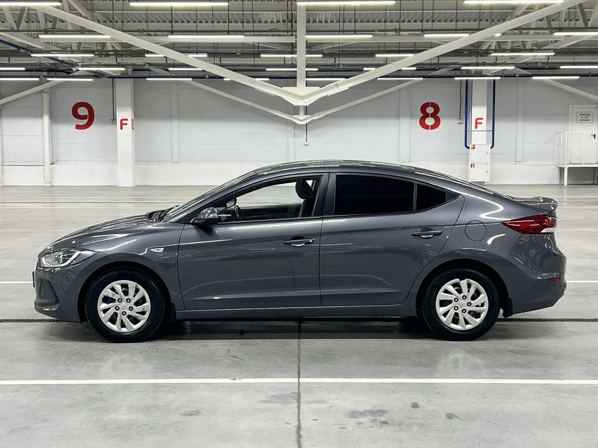 Hyundai Elantra с пробегом — 2016 год. Фото: #7
