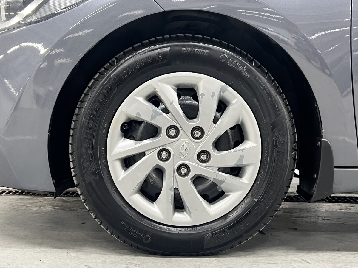 Hyundai Elantra с пробегом — 2016 год. Фото: #17