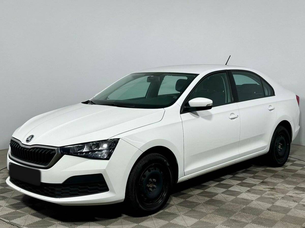 Skoda Rapid с пробегом — 2020 год. Фото: #1