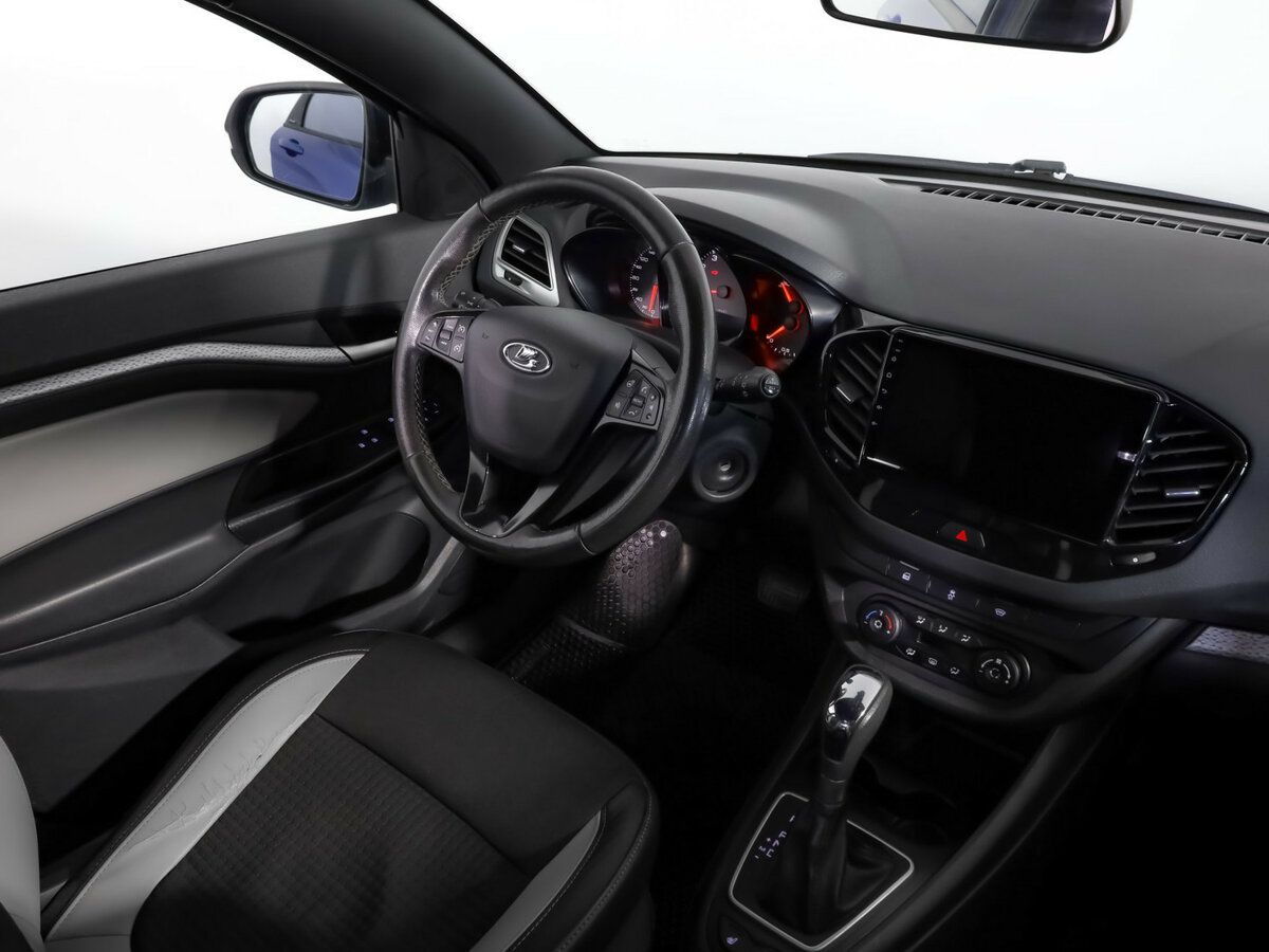 Lada (ВАЗ) Vesta с пробегом — 2021 год. Фото: #5