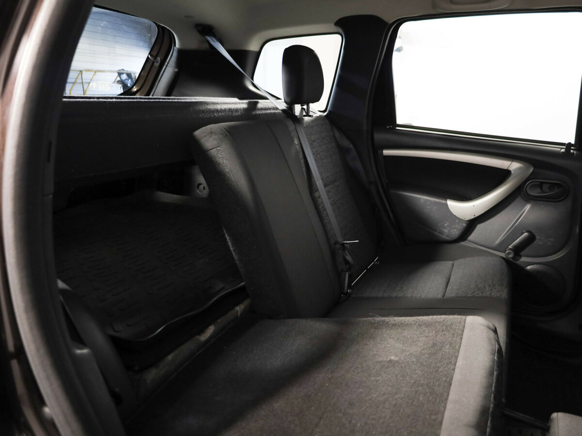 Renault Duster с пробегом — 2014 год. Фото: #13