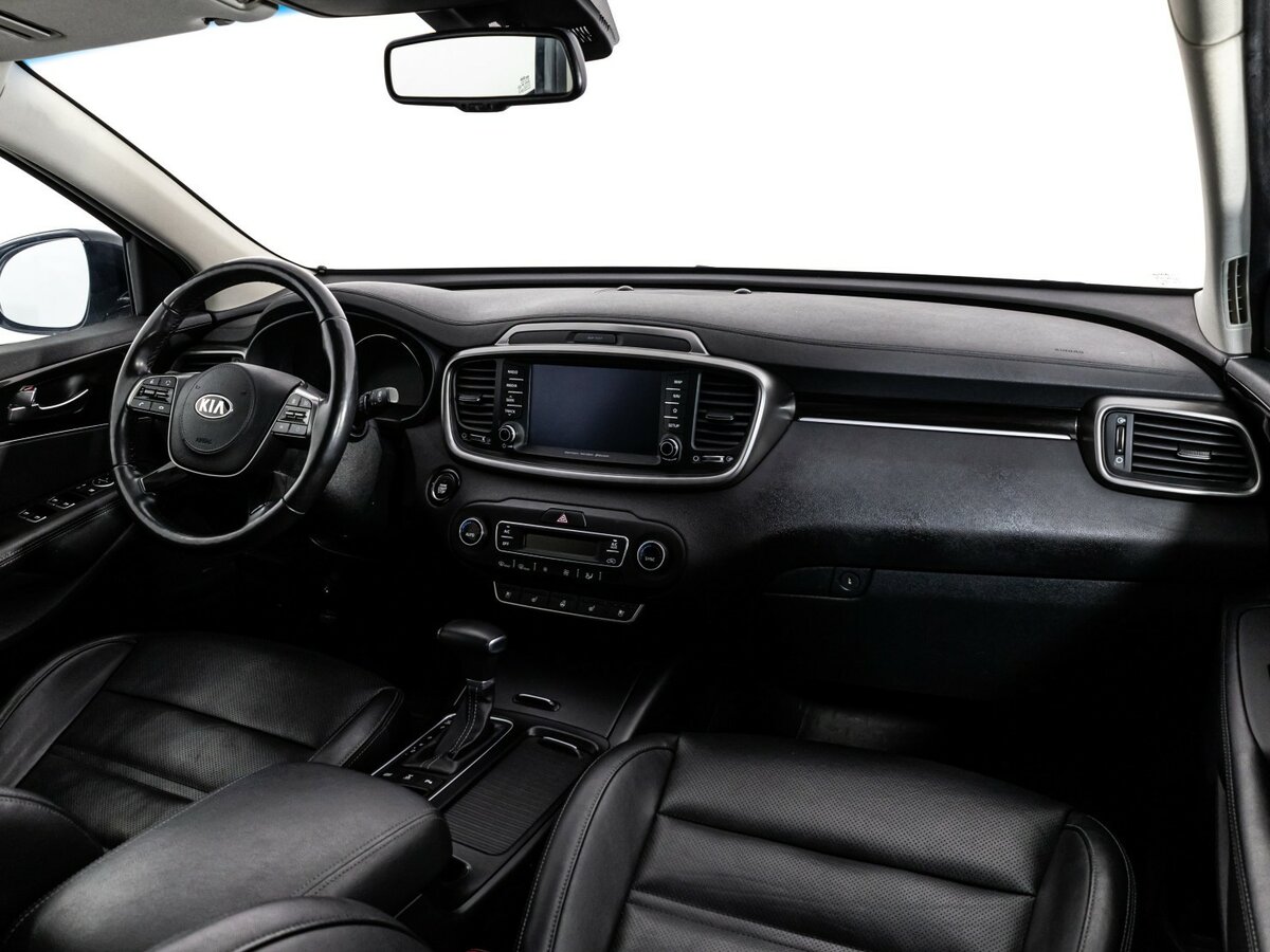 Kia Sorento с пробегом — 2018 год. Фото: #6