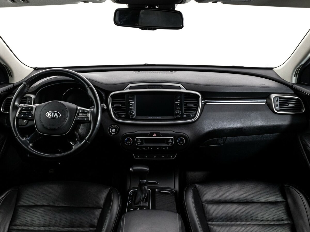 Kia Sorento с пробегом — 2018 год. Фото: #7