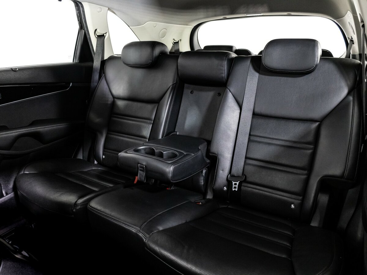 Kia Sorento с пробегом — 2018 год. Фото: #17