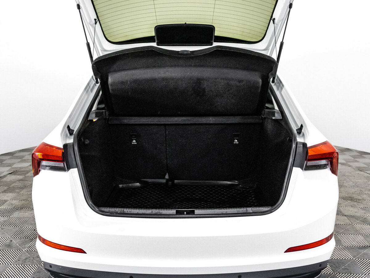 Skoda Rapid с пробегом — 2020 год. Фото: #14