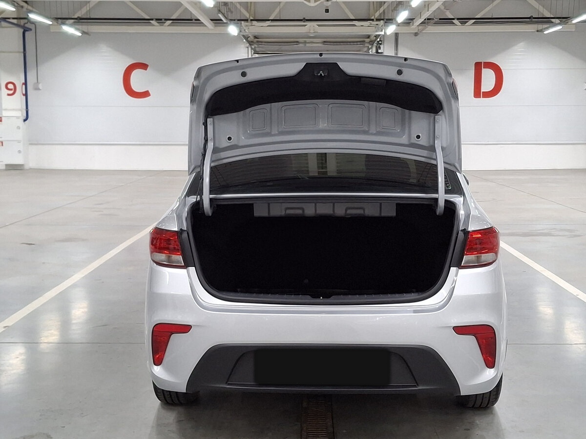 Kia Rio с пробегом — 2019 год. Фото: #9