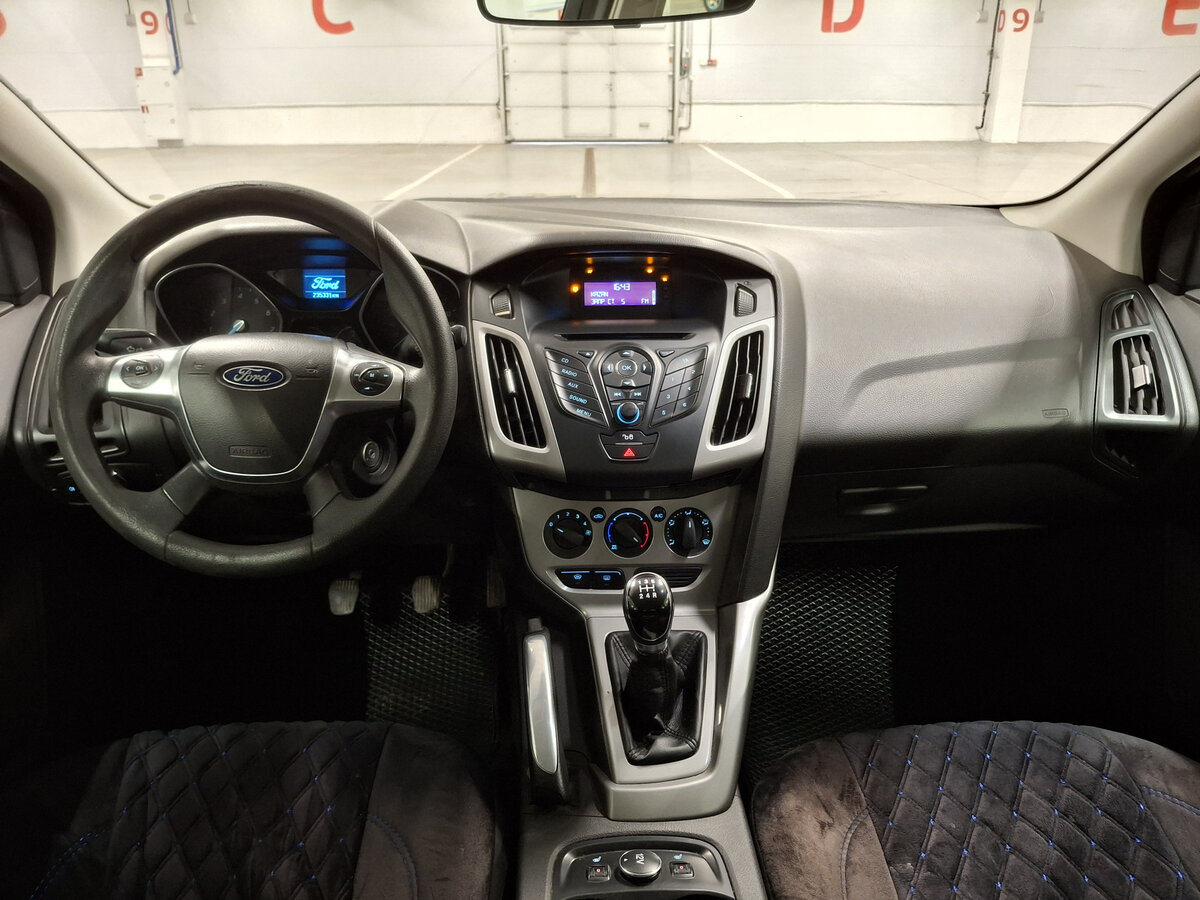 Ford Focus с пробегом — 2012 год. Фото: #13