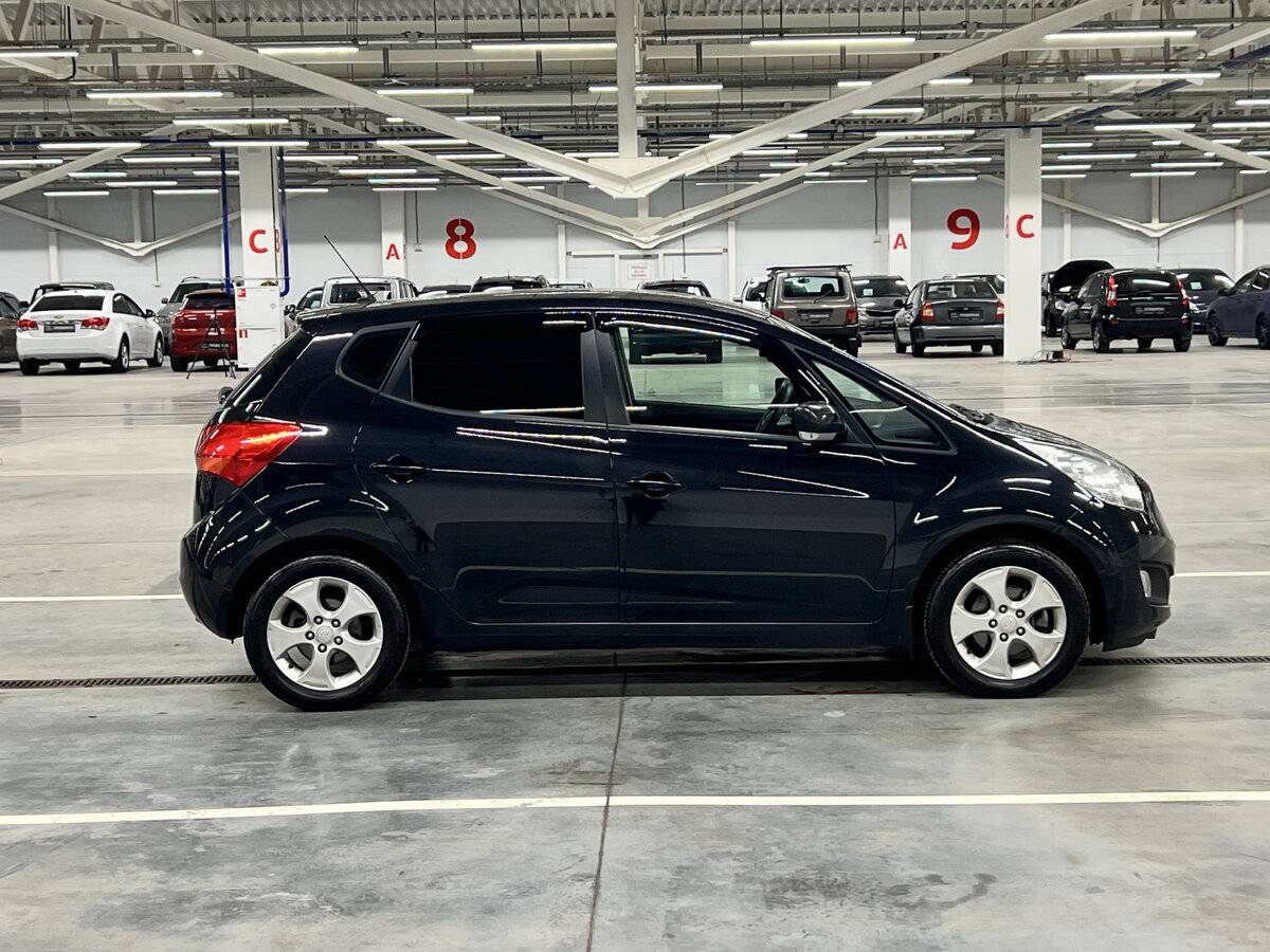 Kia Venga с пробегом — 2013 год. Фото: #3