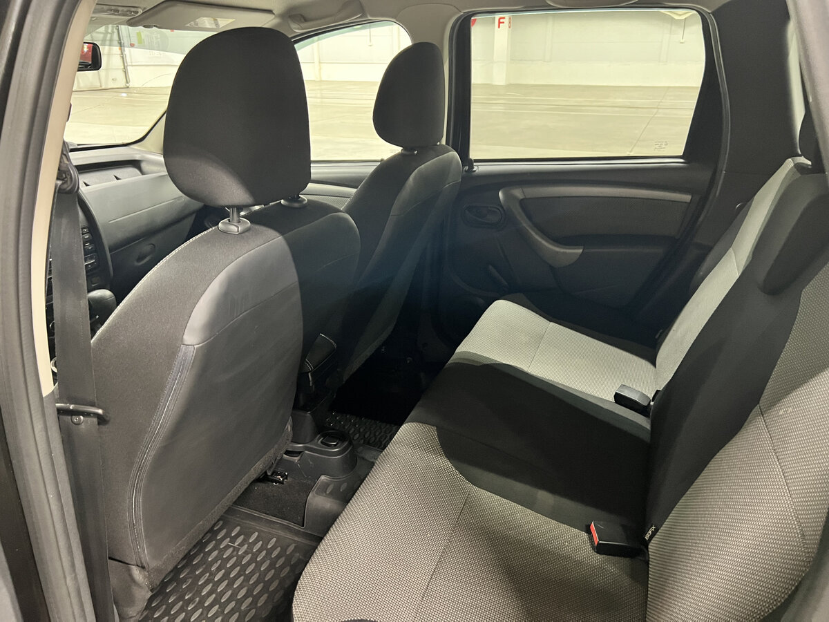 Renault Duster с пробегом — 2016 год. Фото: #10