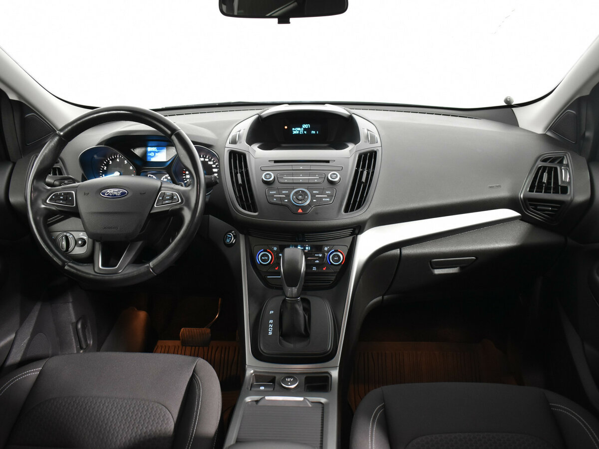 Ford Kuga с пробегом — 2017 год. Фото: #8
