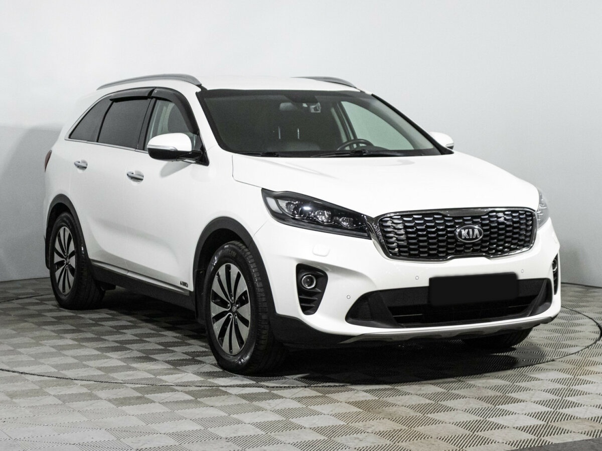 Kia Sorento с пробегом — 2019 год. Фото: #2