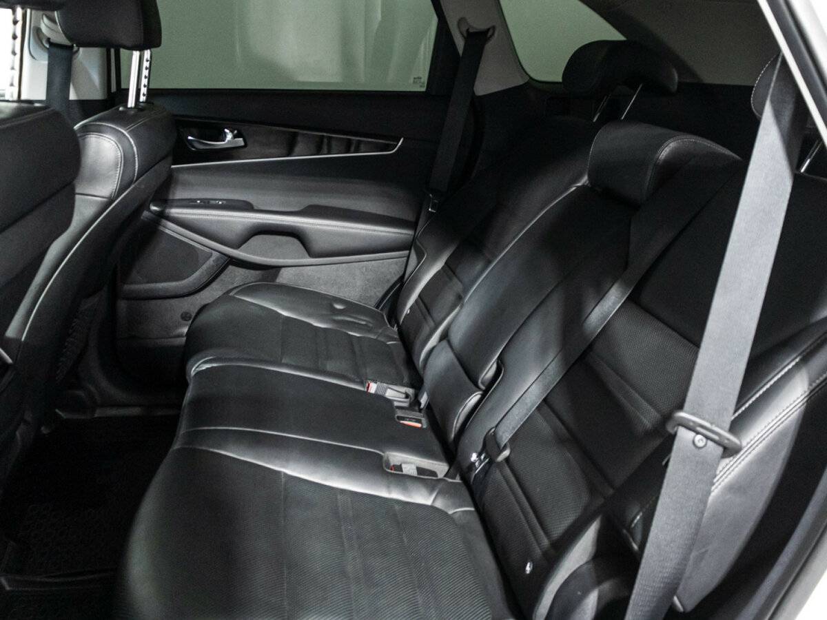Kia Sorento с пробегом — 2019 год. Фото: #9