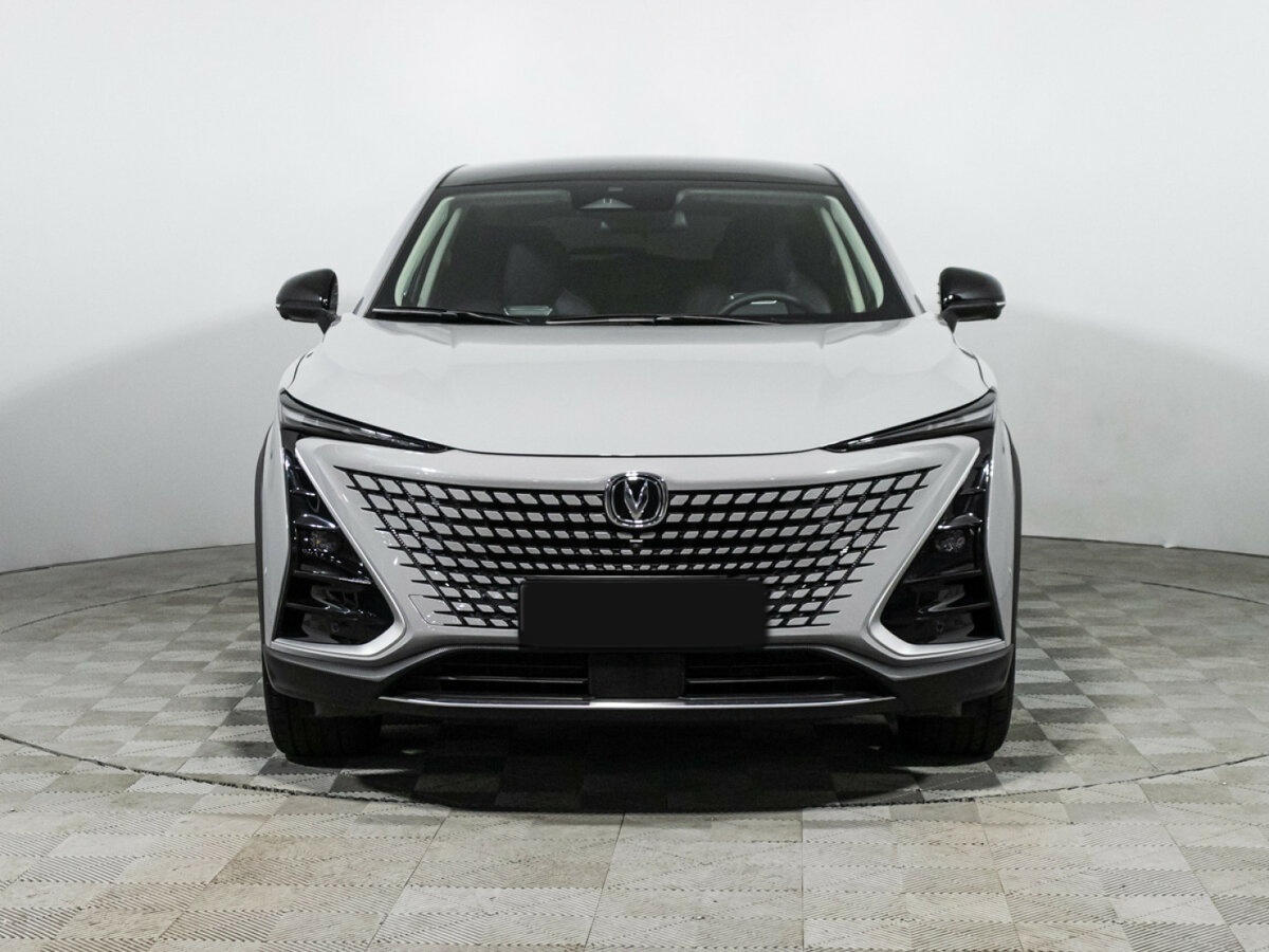 Changan UNI-T с пробегом — 2024 год. Фото: #1