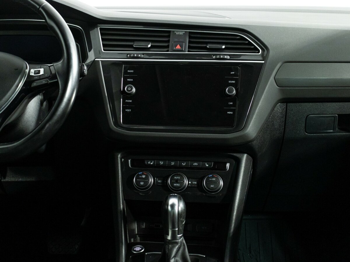 Volkswagen Tiguan с пробегом — 2019 год. Фото: #11