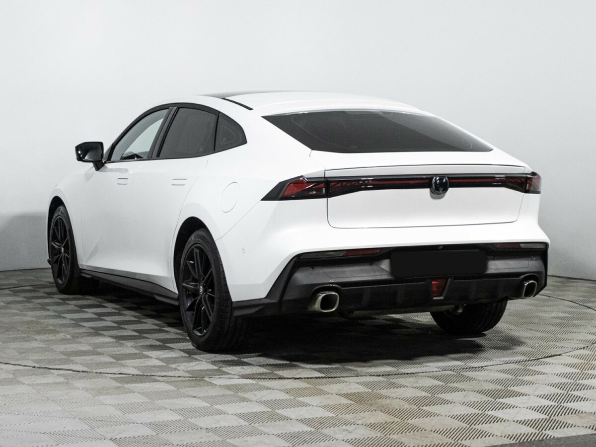 Changan UNI-V с пробегом — 2023 год. Фото: #6