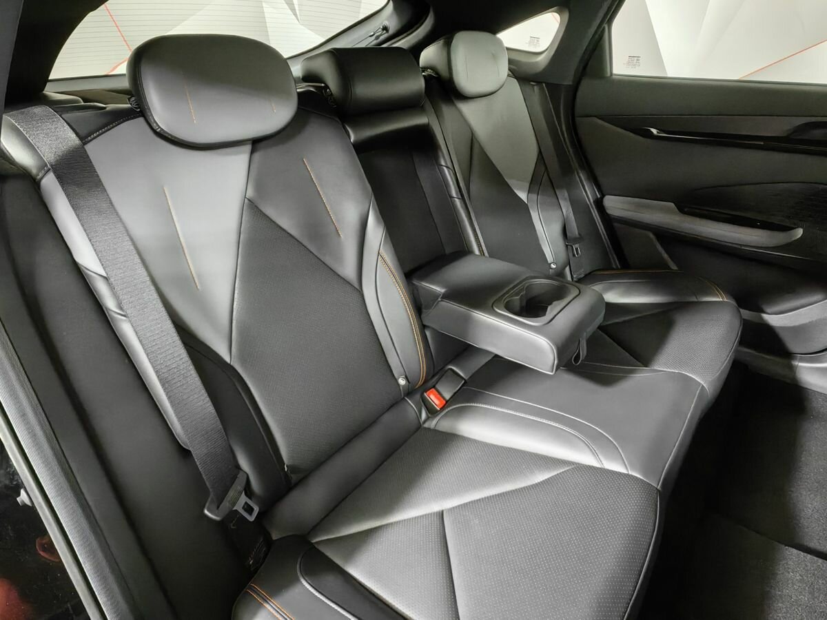 Changan UNI-V с пробегом — 2023 год. Фото: #12