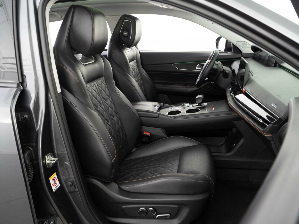 Changan UNI-K с пробегом — 2023 год. Фото: #8