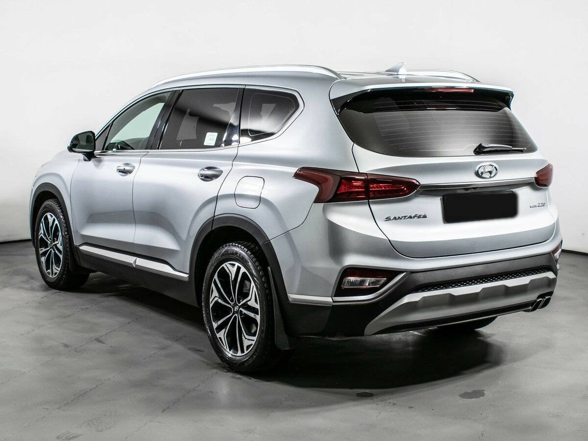 Hyundai Santa Fe с пробегом — 2018 год. Фото: #6