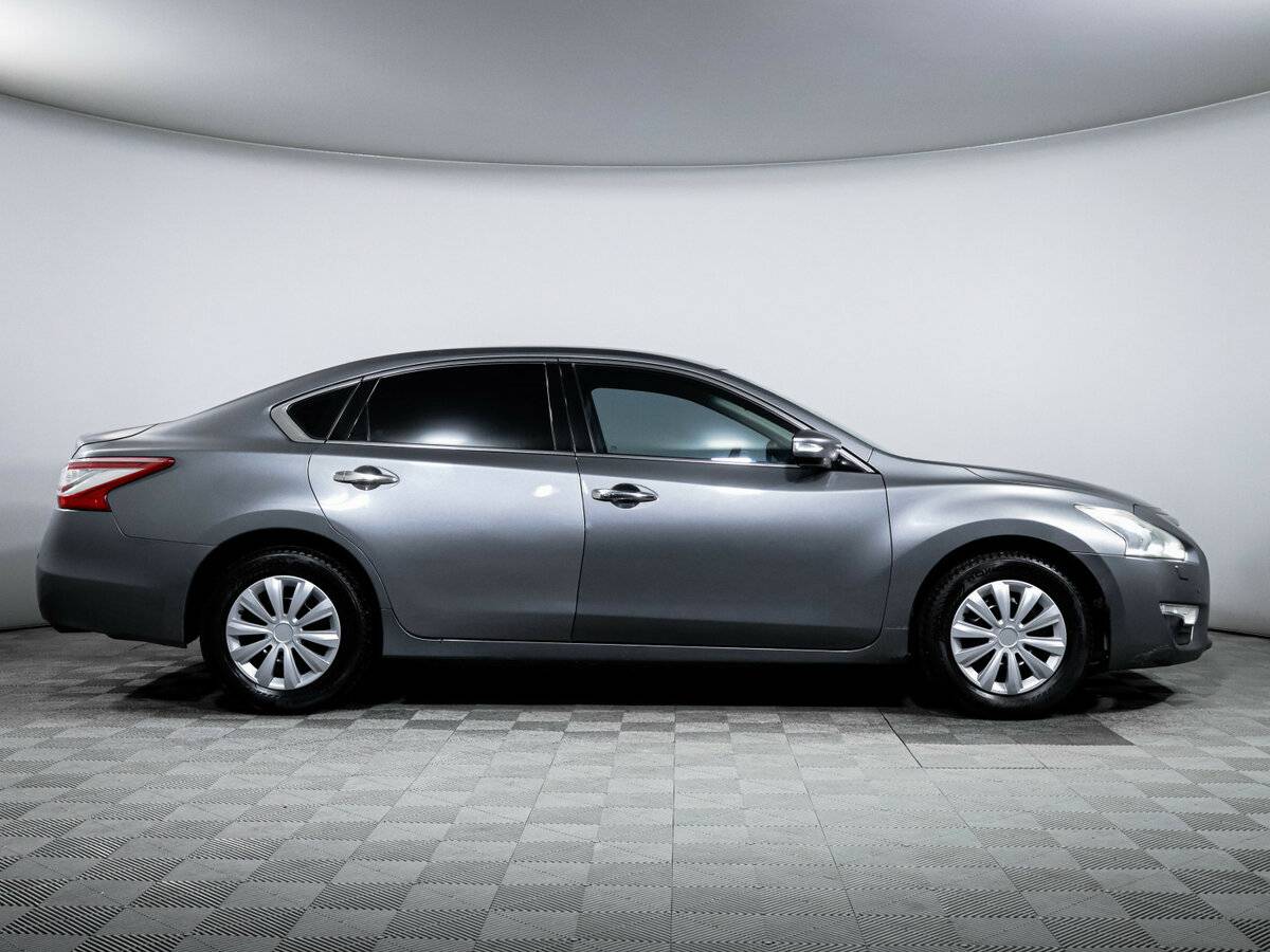 Nissan Teana с пробегом — 2014 год. Фото: #3