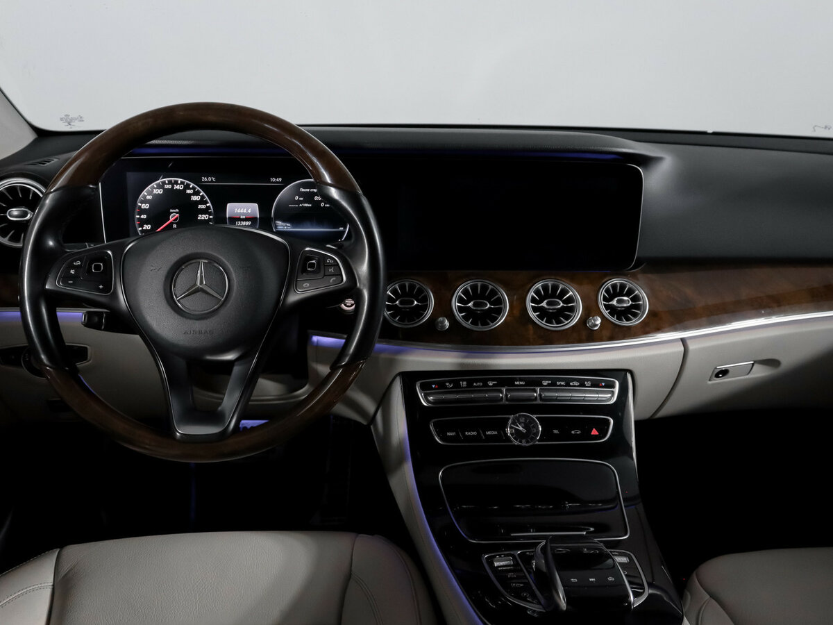 Mercedes-Benz E-Класс с пробегом — 2017 год. Фото: #11