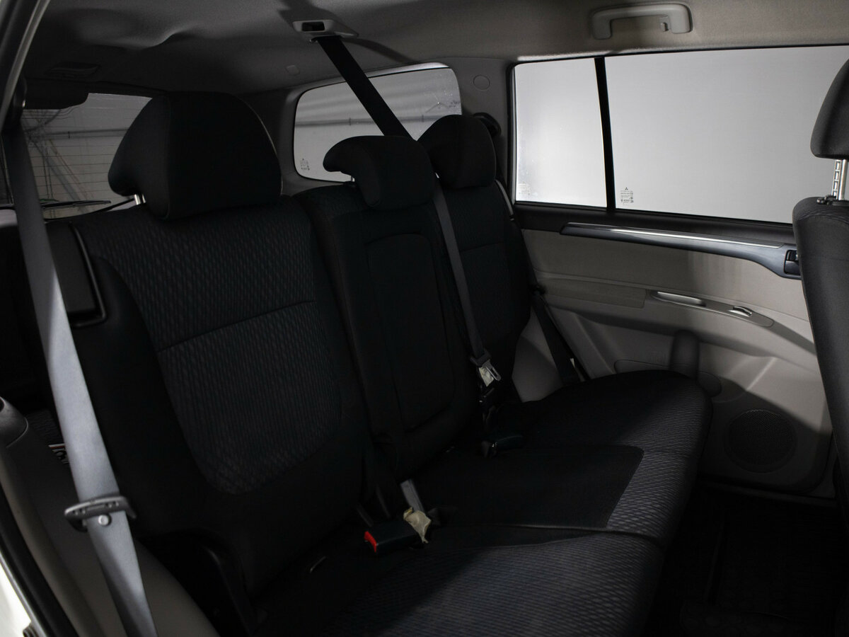Mitsubishi Pajero Sport с пробегом — 2014 год. Фото: #17