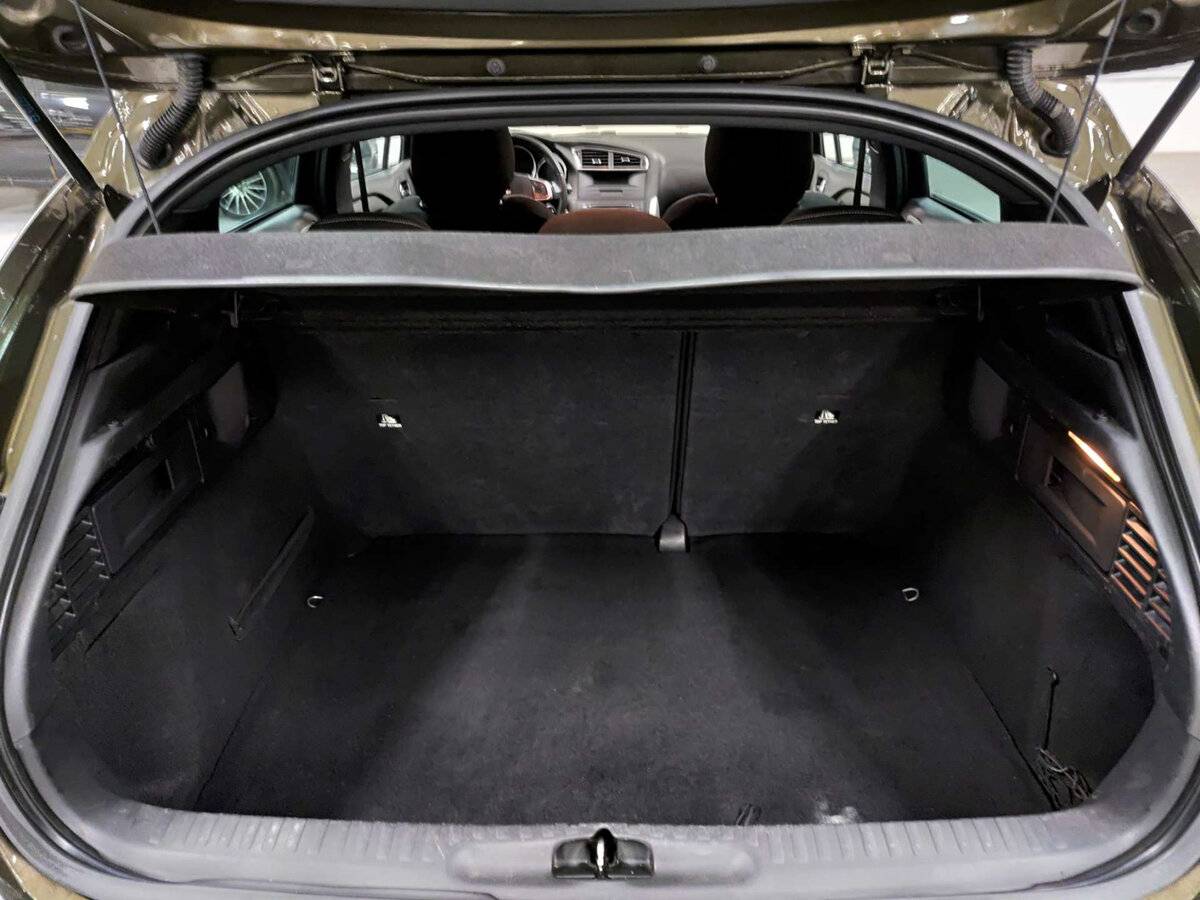 Citroen DS4 с пробегом — 2012 год. Фото: #9