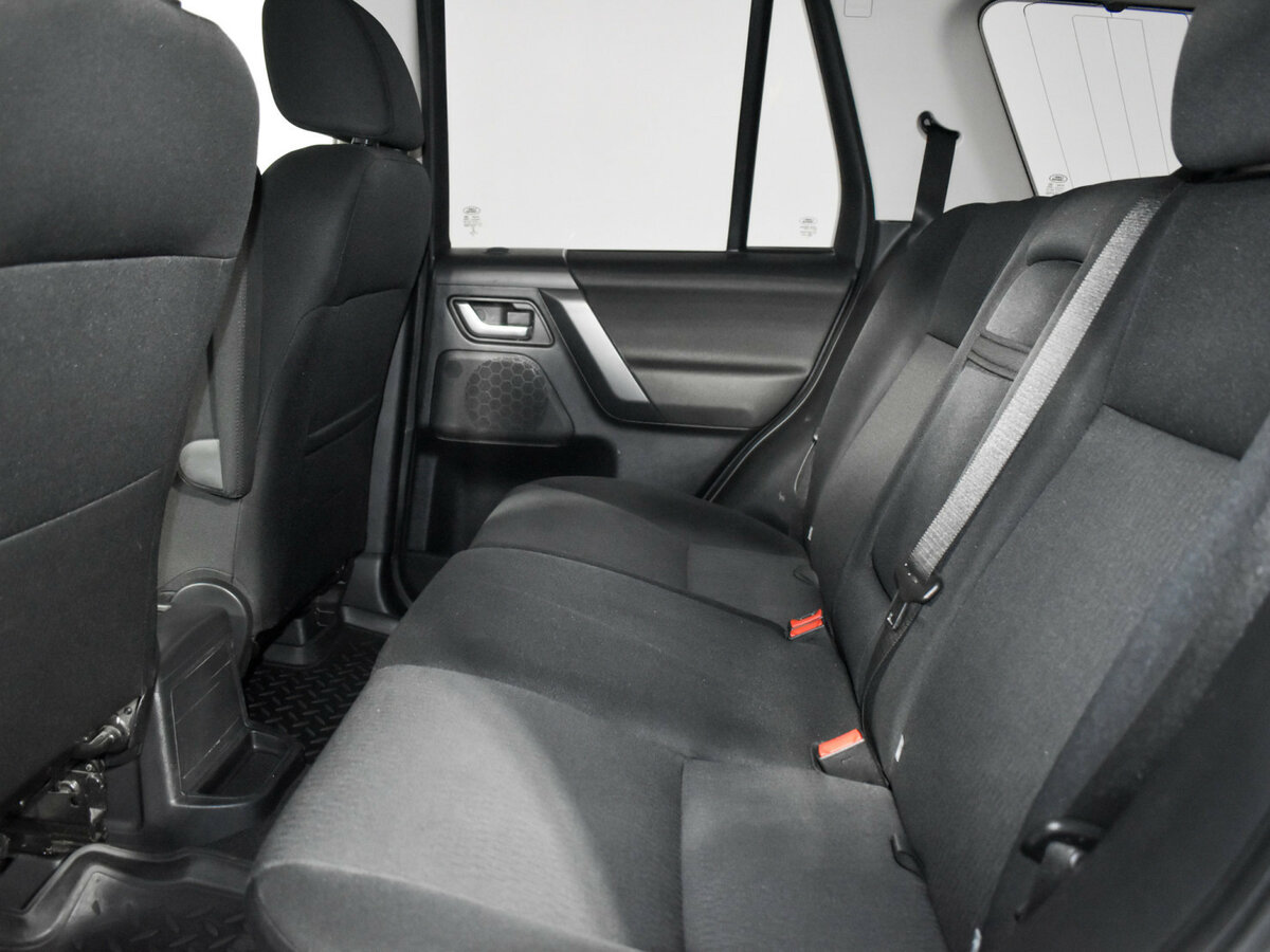 Land Rover Freelander с пробегом — 2013 год. Фото: #11