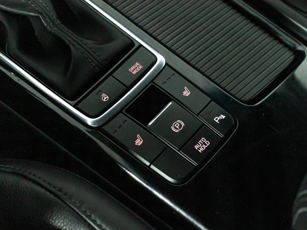 Kia Optima с пробегом — 2016 год. Фото: #18