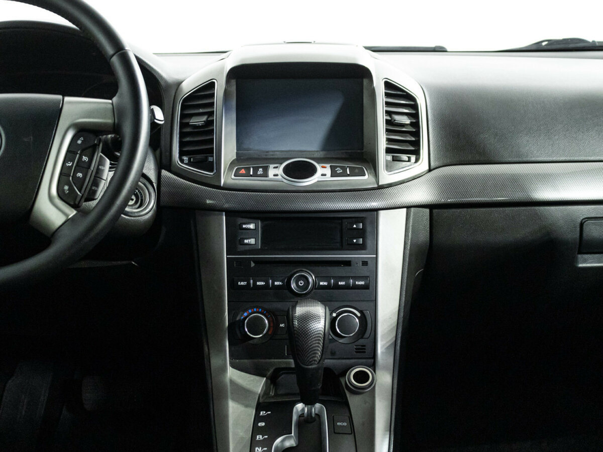 Chevrolet Captiva с пробегом — 2012 год. Фото: #13