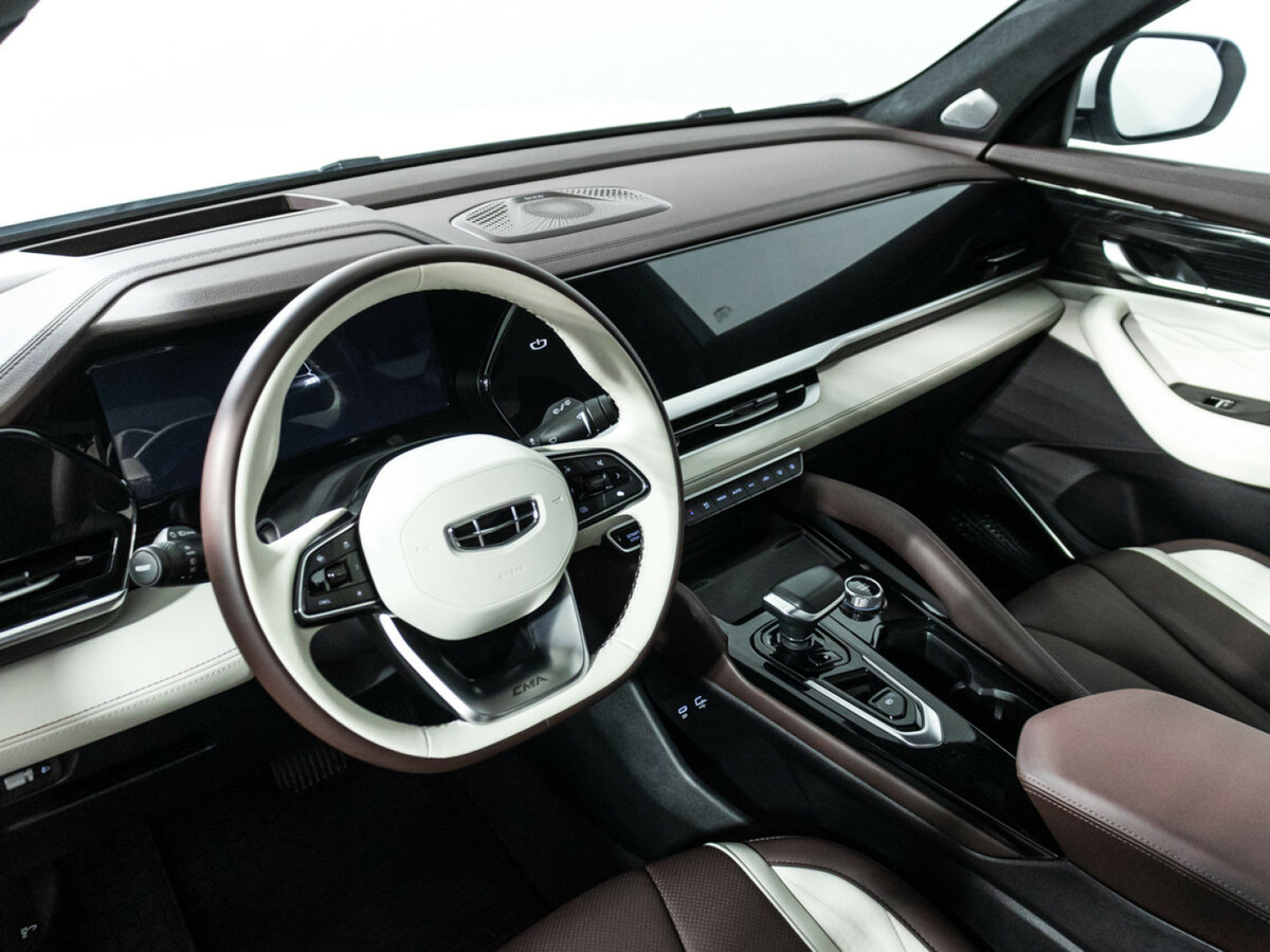 Geely Monjaro с пробегом — 2023 год. Фото: #8