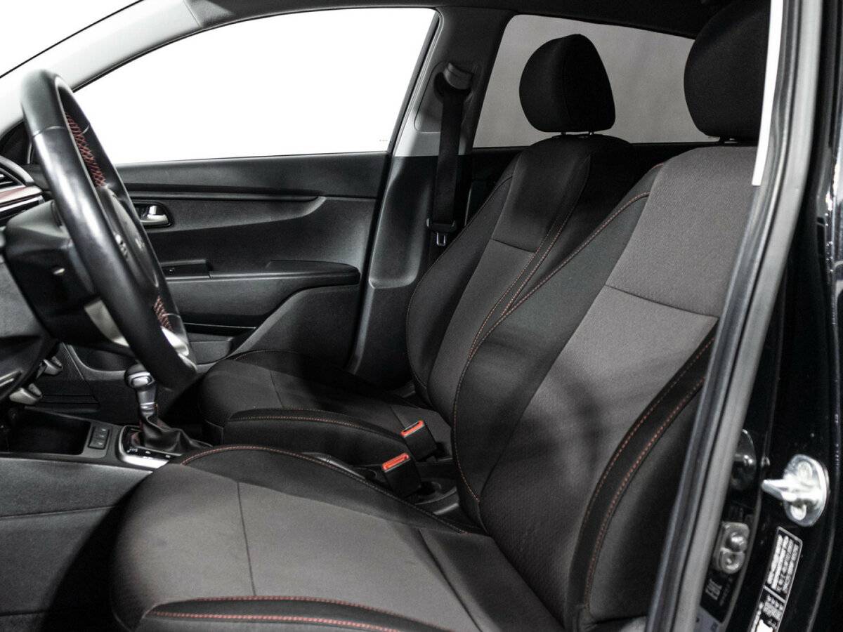 Kia Rio с пробегом — 2021 год. Фото: #13