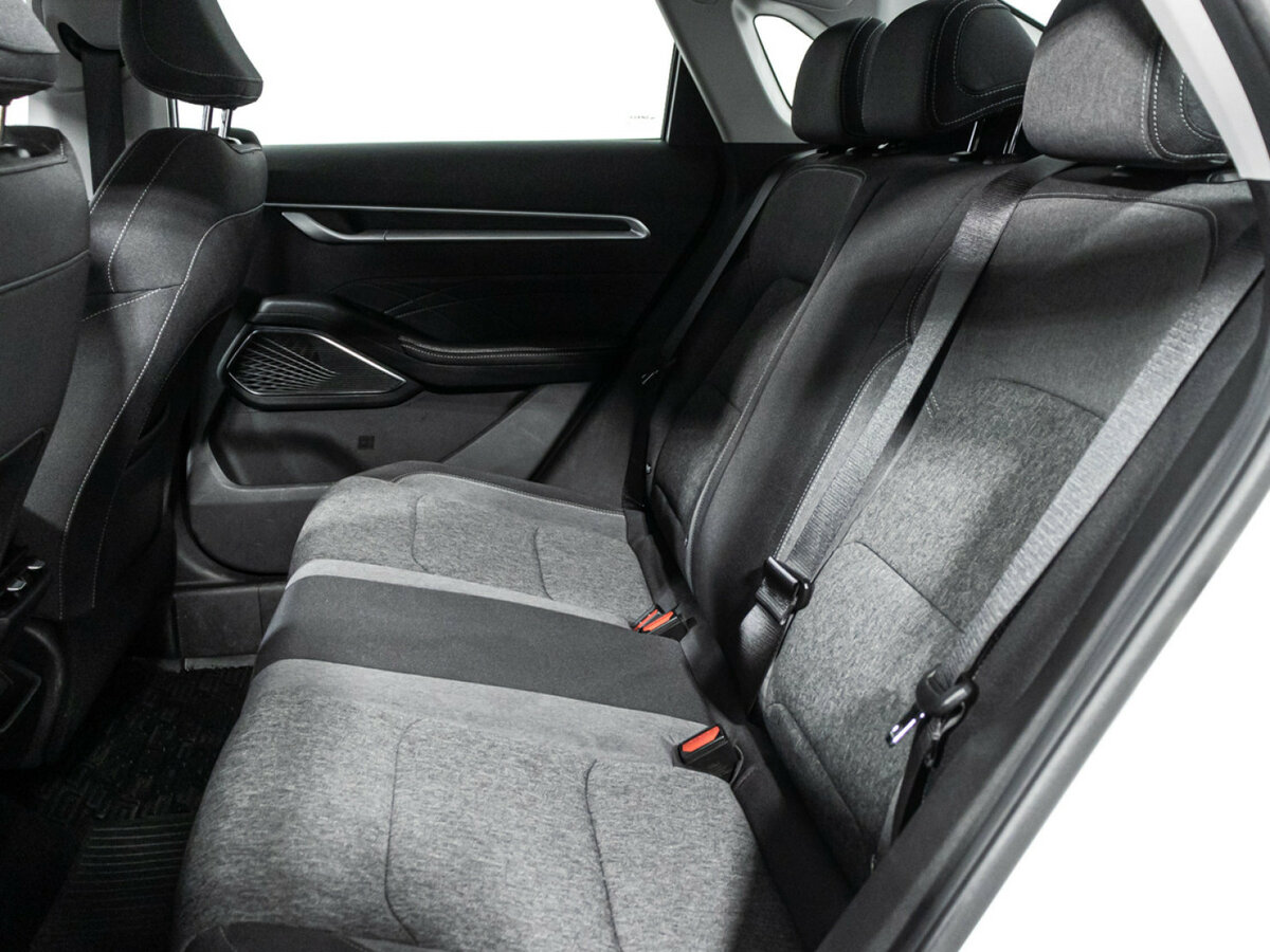 Geely Emgrand с пробегом — 2023 год. Фото: #9