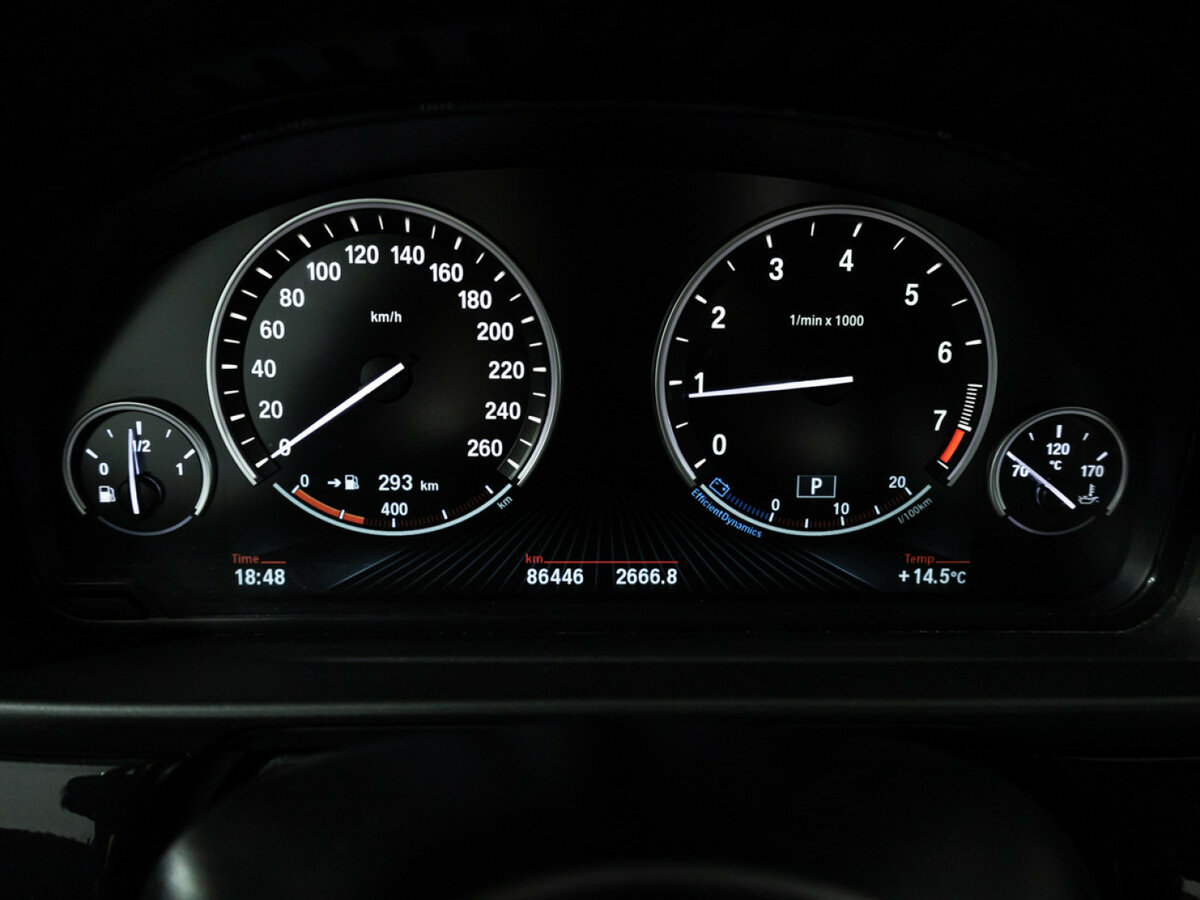 BMW 5 серии с пробегом — 2014 год. Фото: #11