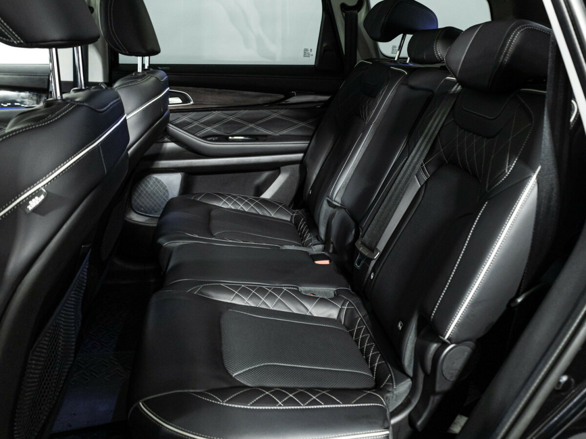 EXEED VX с пробегом — 2023 год. Фото: #7