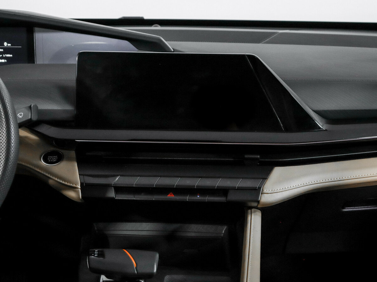 Changan UNI-V с пробегом — 2022 год. Фото: #12