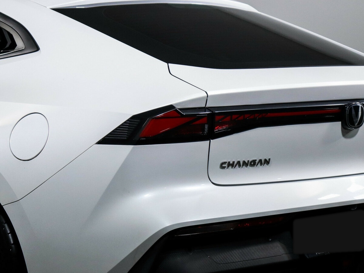 Changan UNI-V с пробегом — 2022 год. Фото: #15