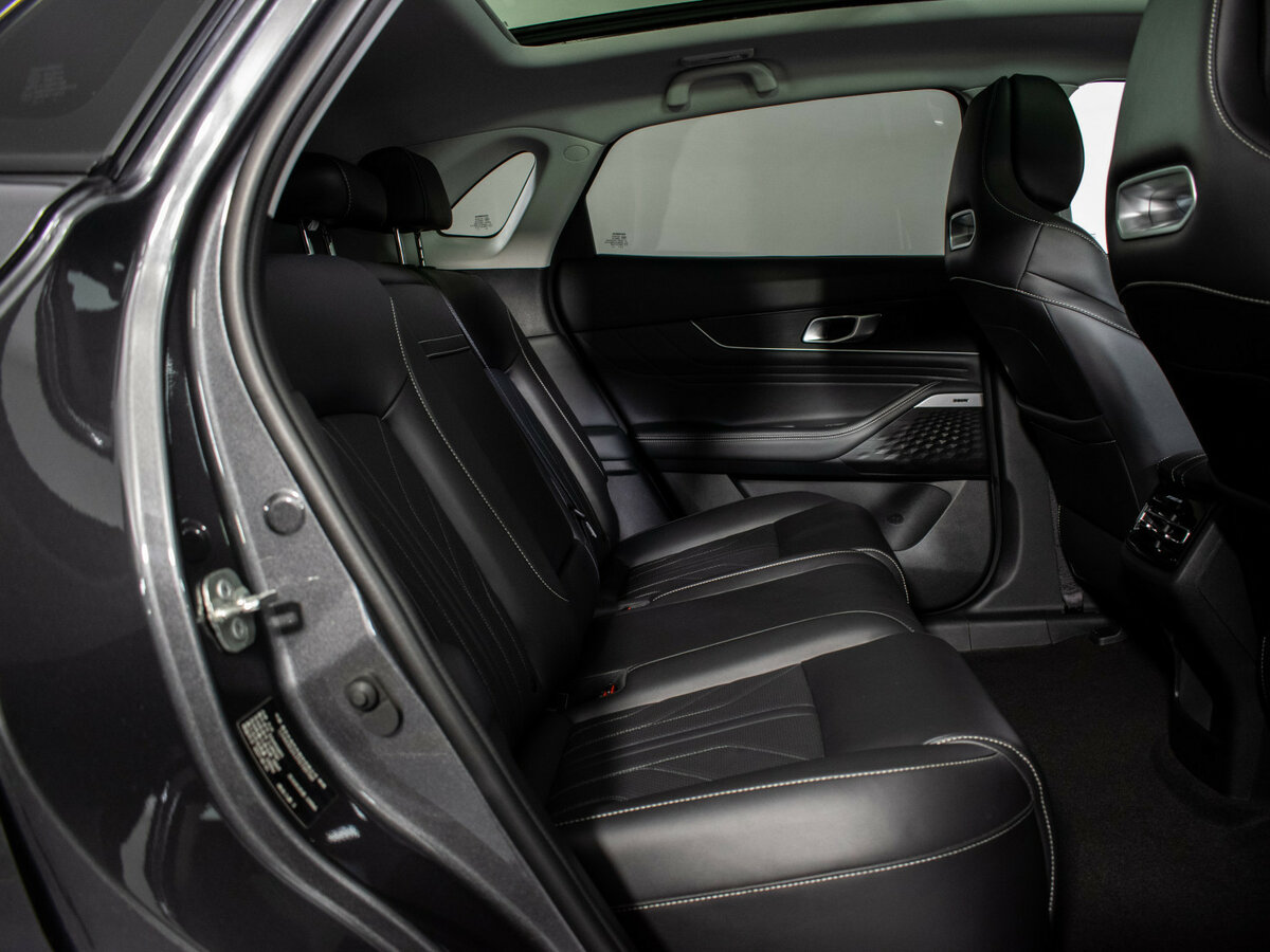 Changan UNI-K с пробегом — 2023 год. Фото: #9