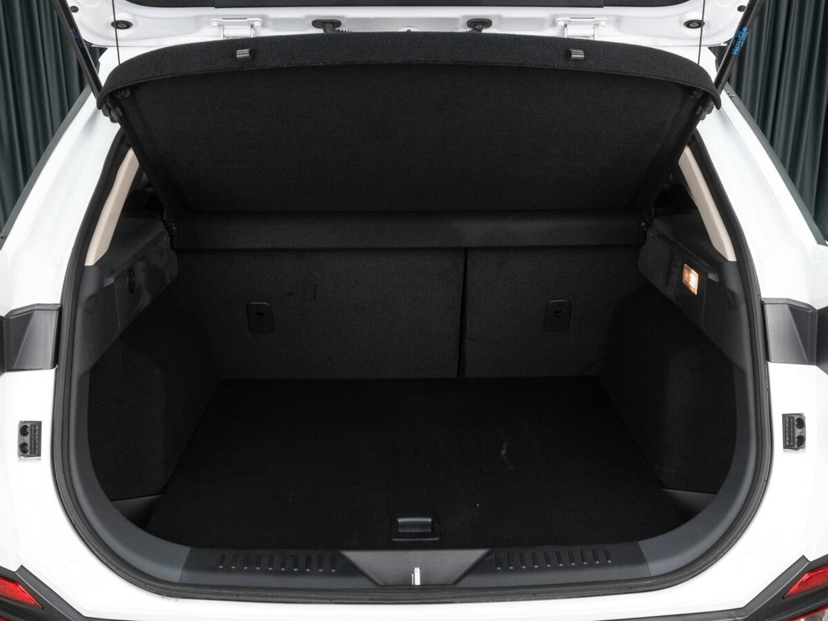 FAW Bestune T77 с пробегом — 2023 год. Фото: #22