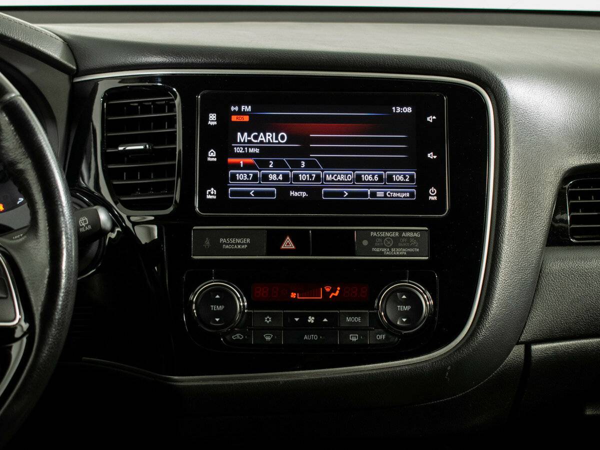 Mitsubishi Outlander с пробегом — 2018 год. Фото: #12