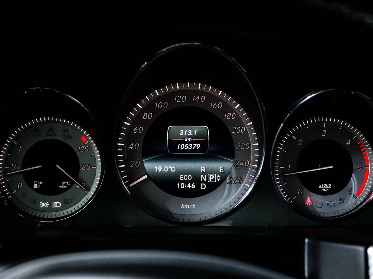 Mercedes-Benz GLK-Класс с пробегом — 2014 год. Фото: #10